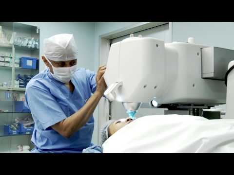 মেদান্ত চক্ষুবিদ্যা বিভাগের চেয়ারম্যান ডাঃ সুদীপ্ত পাকরাসি নাইজেরিয়ার মিঃ এশা দেওদার ঘটনা নিয়ে আলোচনা করেছেন। রোগীর ছানির জটিলতার কারণে তার উভয় চোখেই দৃষ্টিশক্তি অত্যন্ত দুর্বল ছিল। ছানির প্রতিসরণকারী স্যুটে অস্ত্রোপচারের মাধ্যমে ছানি অপসারণের পর, তার চোখে মাল্টি ফোকাল ইন্ট্রাপোলার ইমপ্লান্ট তৈরি করা হয়েছিল। রোগী এখন স্বাভাবিক দৃষ্টিশক্তি উপভোগ করছেন। 