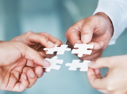 আমাৰ নিবেদিত এন ই হেল্পডেস্কৰ জৰিয়তে আমি আপোনাৰ সুৰক্ষা আৰু যত্ন নিশ্চিত কৰোঁ।