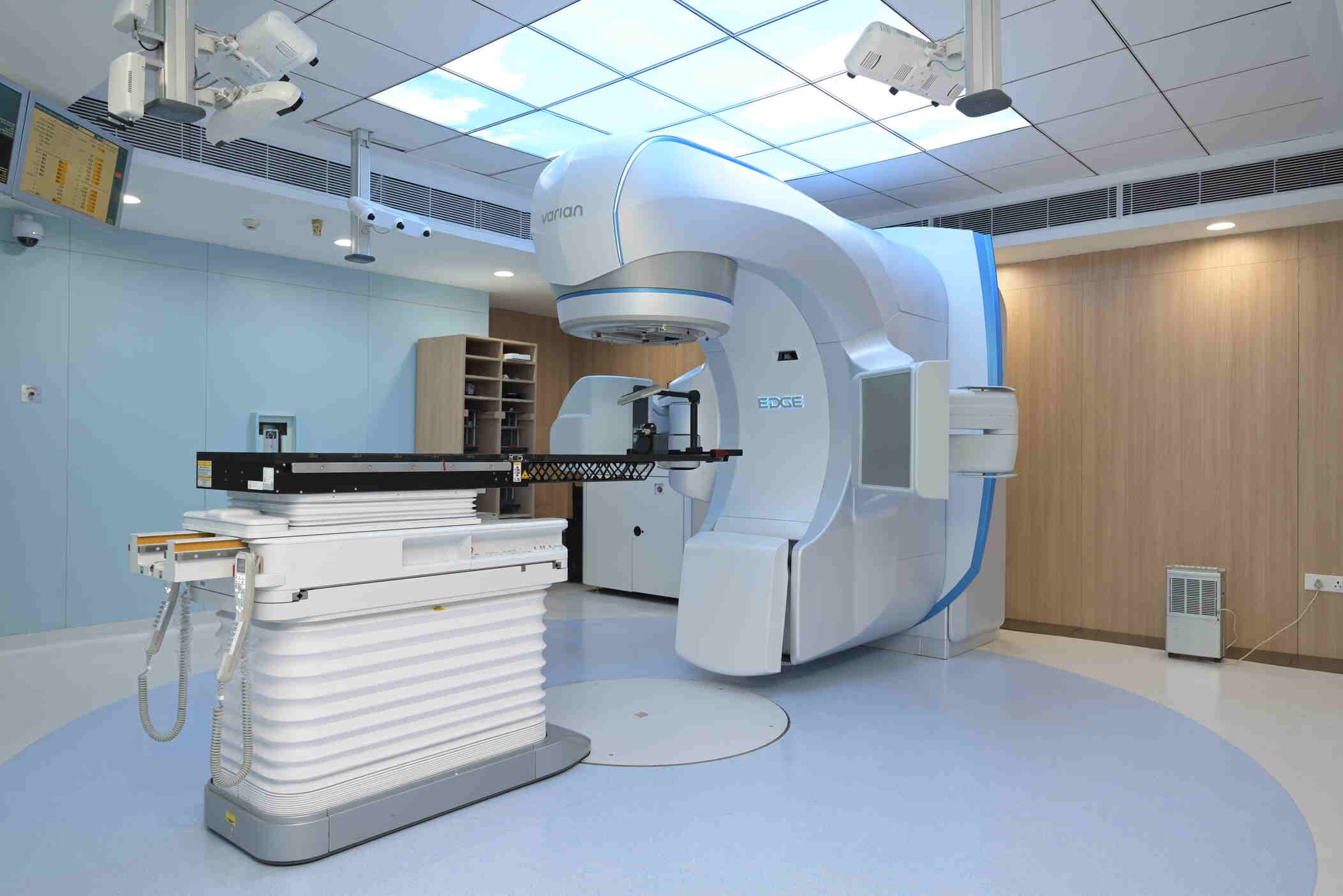 Medanta Enhances its Cancer Care Program with the Latest Varian EDGE Radiation Machine