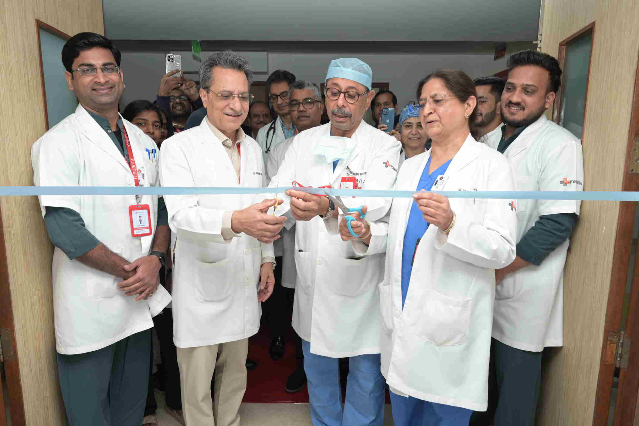 Medanta Enhances its Cancer Care Program with the Latest Varian EDGE Radiation Machine